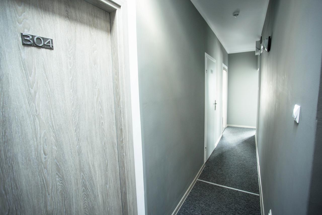 Moonriver Inn Varşova Dış mekan fotoğraf