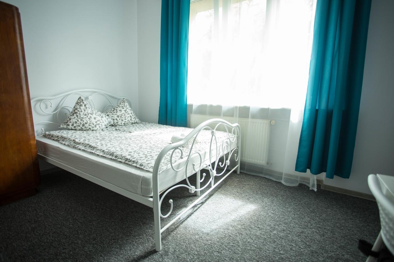 Moonriver Inn Varşova Dış mekan fotoğraf