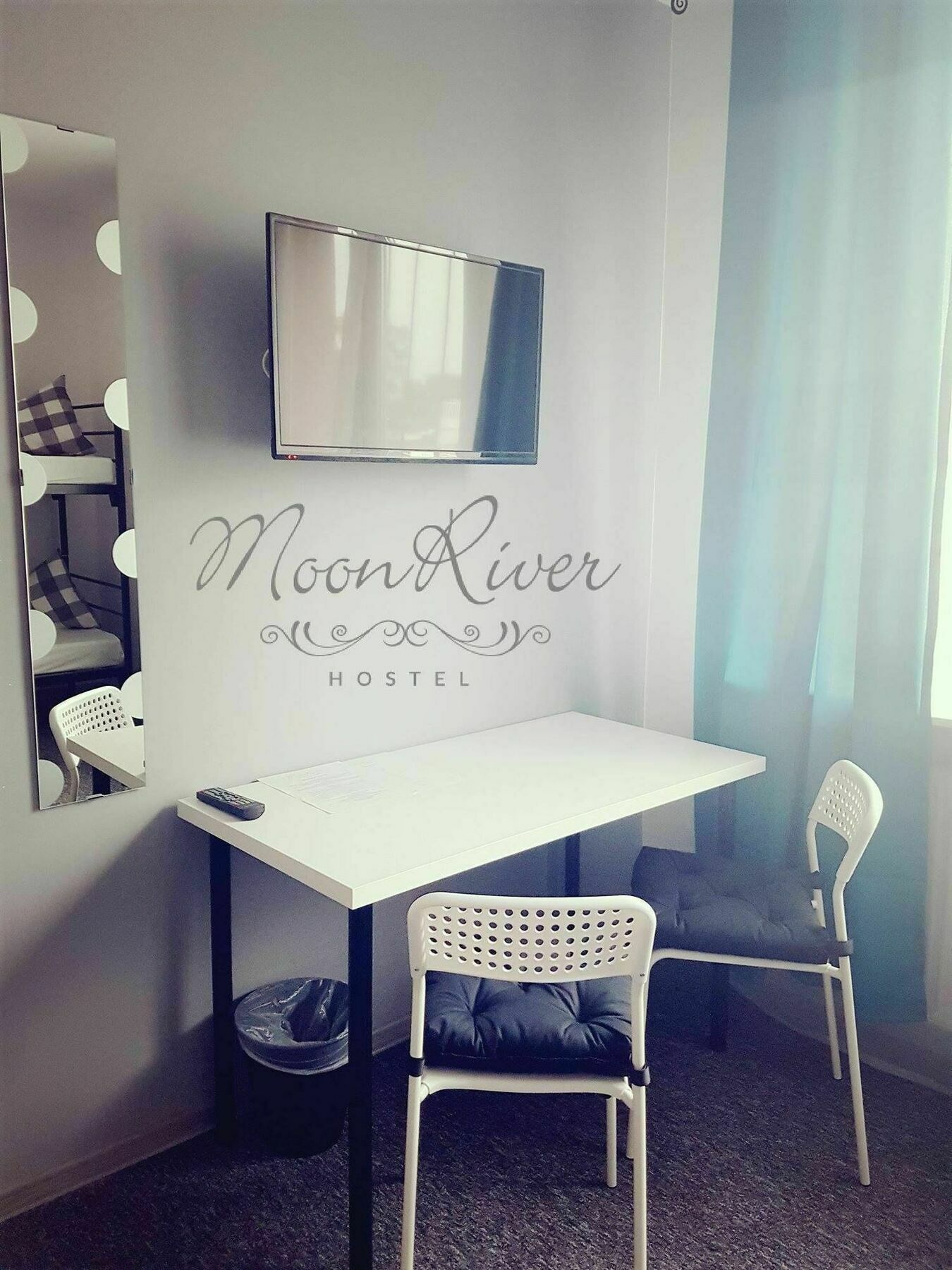 Moonriver Inn Varşova Dış mekan fotoğraf